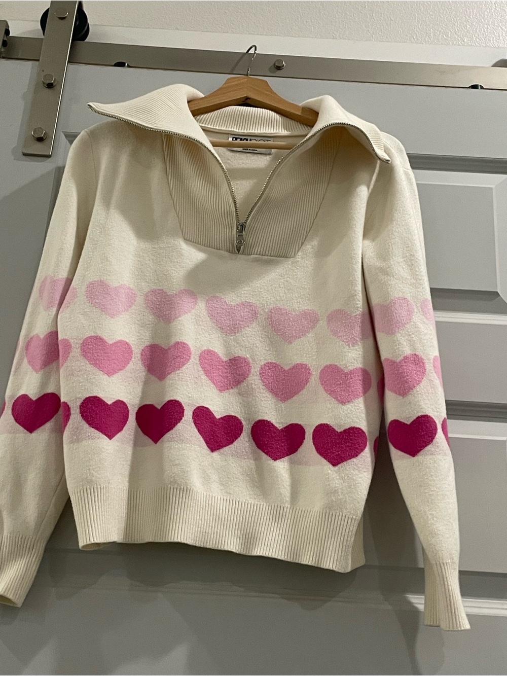 Beach Riot Zip-Up Relaxed fit, pink ombré heart sweater, Anthropologie, Small